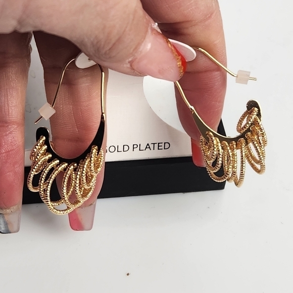 anabelle Jones 14kt Gold Plated Yellow Oval Link Drop Fancy Earrings - Picture 4 of 10